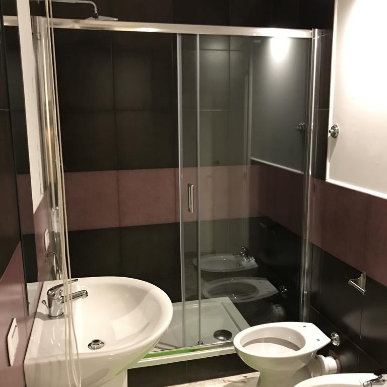 Cavour 124 -Guest-Room- Bari Dış mekan fotoğraf