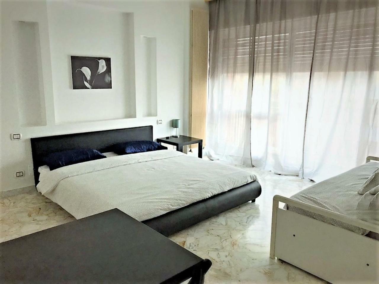 Cavour 124 -Guest-Room- Bari Dış mekan fotoğraf